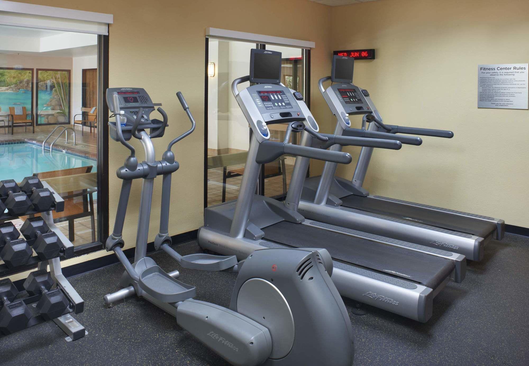 Courtyard Toledo Rossford/perrysburg 3*