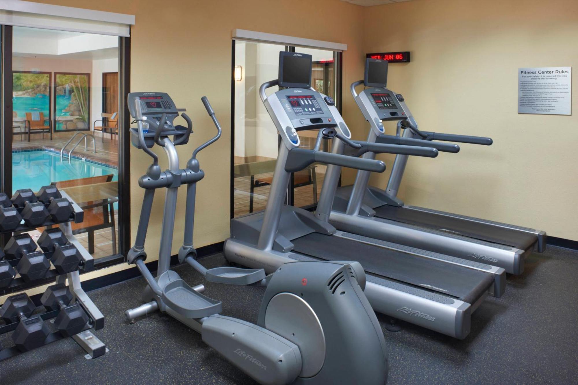 Hotel Courtyard Toledo Rossford/perrysburg 3*